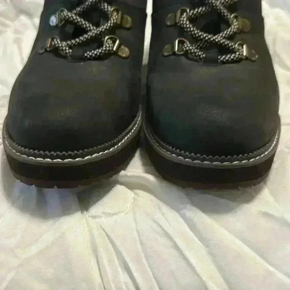 Tom’s Women’s Water Resistant Melrose Wedge in Black Oiled Nubuck Size 10 - Picture 4 of 8